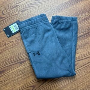 Under Armour size 4 fleece sweatpants